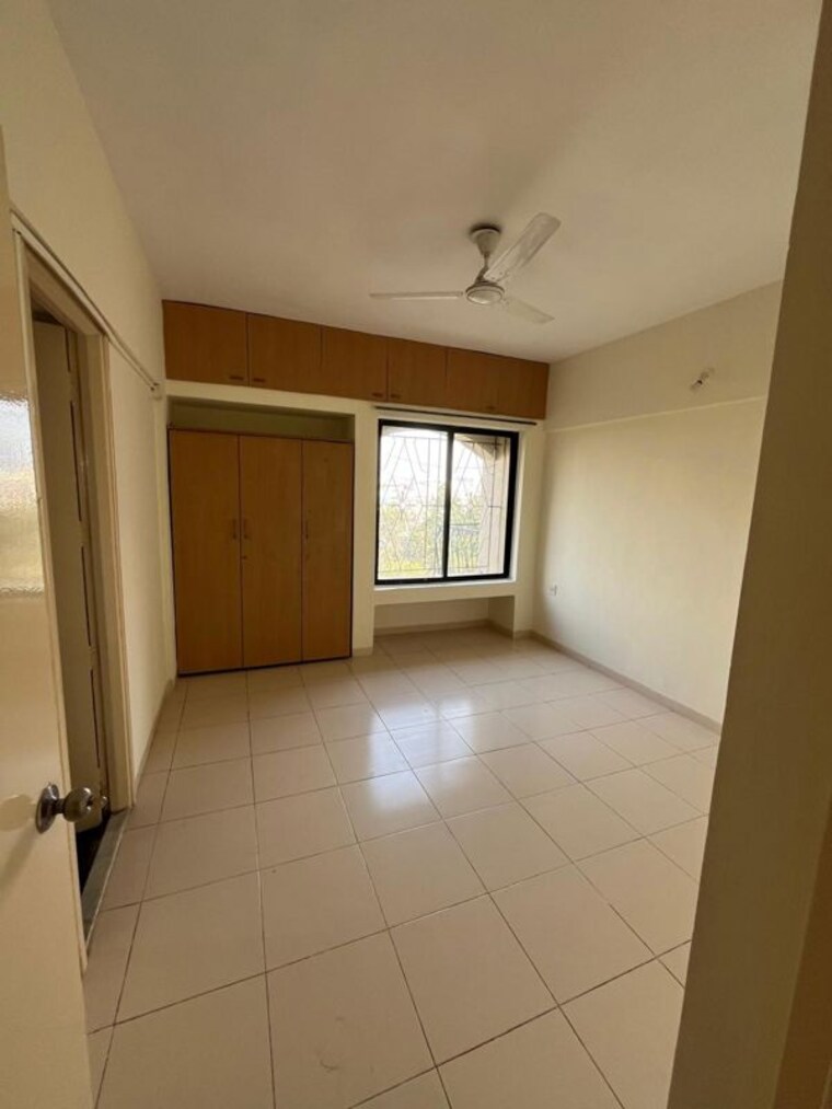 Room, kharadi 3 Bedroom 1350 Sq.Ft. Apartment In Kharadi Pune 10014267