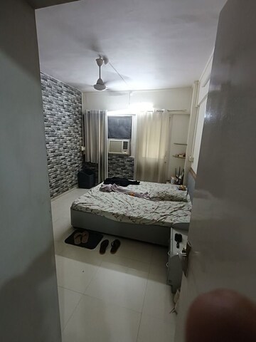 Bathroom in 4 BHK Apartment at Amity CHS, Andheri West – for Rent