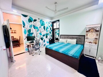 Bedroom in 2 BHK Builder Floor at Sector 30 – for Rent