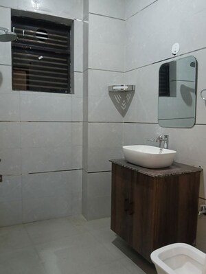 Bathroom in 2 BHK Builder Floor at Shivaji Nagar – for Rent