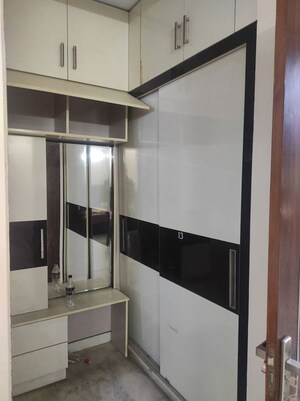 Kitchen in 3 BHK Builder Floor at Sector 46 – for Rent