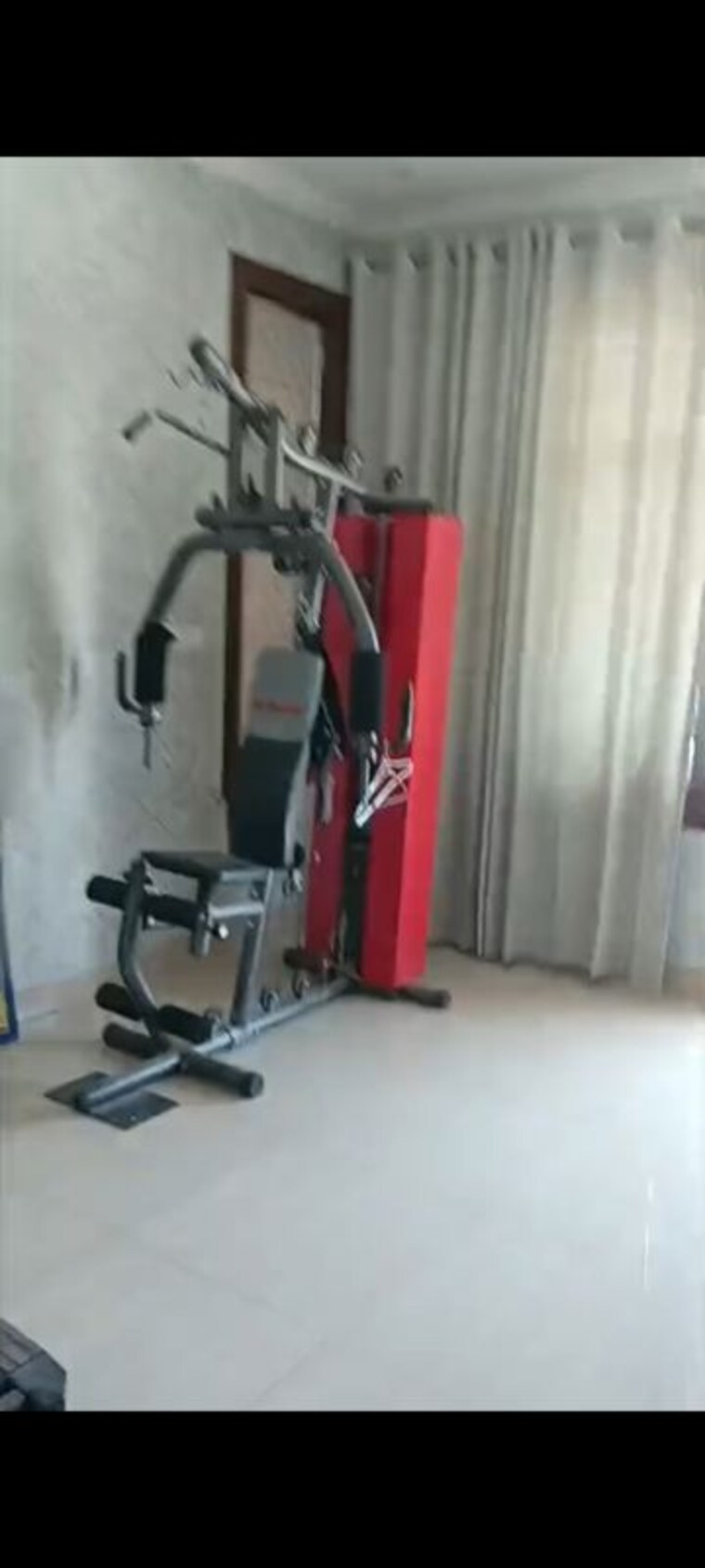 Gym, sainik-plaza 3 Bedroom 235 Sq.Yd. Builder Floor In Sector 49 Faridabad 10014303