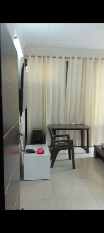 3 BHK + Pooja Room,Extra Room 235 Sq.Yd. Builder Floor in Sainik Plaza