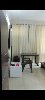 3 BHK + Pooja Room,Extra Room 235 Sq.Yd. Builder Floor in Sainik Plaza