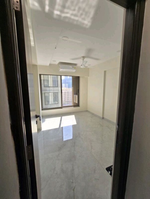 1 BHK 325 Sq.Ft. Apartment in Ruparel Urbana