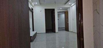 Room in 3 BHK Builder Floor at Sector 14 – for Rent