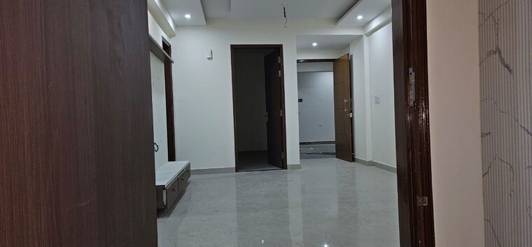 Room, sector 14 3 Bedroom 1450 Sq.Ft. Builder Floor In Sector 14 Gurgaon 10014316