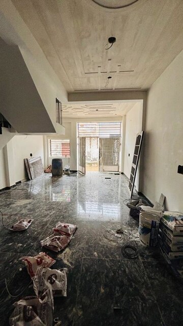 Master Bedroom in 3 BHK Independent House at Rajendra Park – for Sale