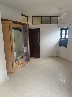 3 BHK Apartment For Sale in Malviya Nagar
