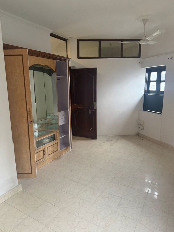 3 BHK Apartment For Sale in Malviya Nagar