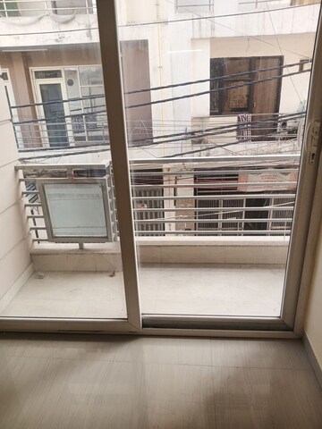 Balcony in 1 BHK Apartment at Sultanpur – for Rent