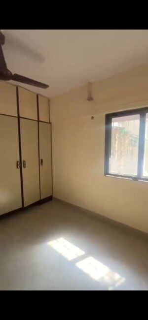 Room in 1 RK Apartment at Shree Shastri Krupa CHS, Andheri West – for Rent