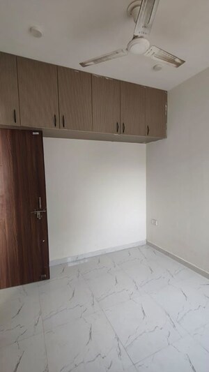 Room in 2.5 BHK Apartment at Pivotal Paradise, Sector 62 – for Sale