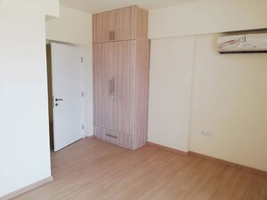 Room in 3 BHK Builder Floor at DLF Gardencity Enclave, Sector 93 – for Sale