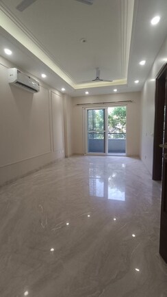 3 BHK + Pooja Room Builder Floor For Rent in Chittaranjan Park