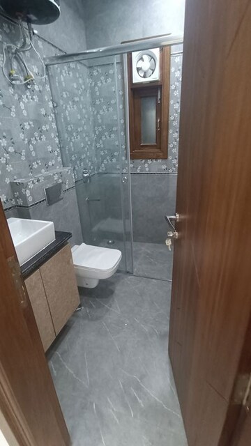 Bathroom in 3 BHK Builder Floor at Chittaranjan Park – for Rent