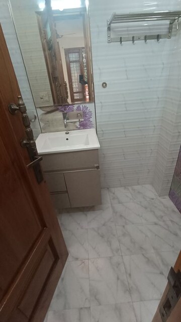 Bathroom in 3 BHK Builder Floor at Chittaranjan Park – for Rent