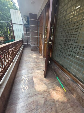 Balcony in 3 BHK Builder Floor at Chittaranjan Park – for Rent