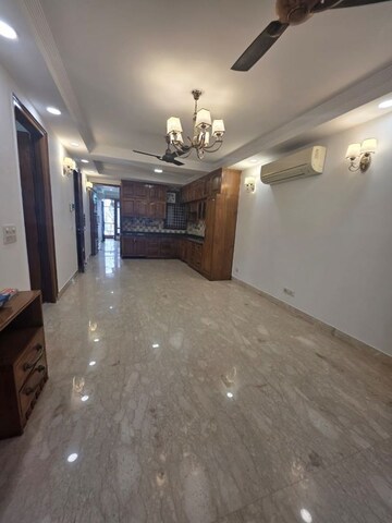 3 BHK Builder Floor For Rent in Chittaranjan Park
