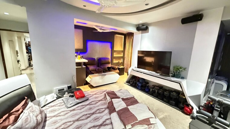 Master Bedroom, azadpur 3 Bedroom 2450 Sq.Ft. Apartment In Azadpur Delhi 10014396