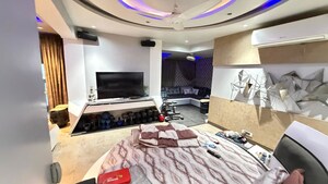 Bedroom in 3 BHK Apartment at Azadpur – for Sale