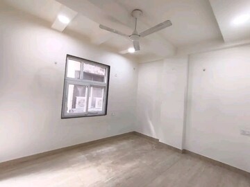 Room in 2 BHK Builder Floor at Chattarpur – for Rent