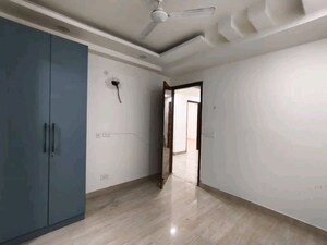Room in 2 BHK Builder Floor at Chattarpur – for Rent