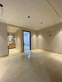 3 BHK + Servant Room,Extra Room Builder Floor For Rent in Palm Residency Chhatarpur