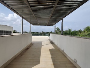 Balcony in 5 BHK Villa at Prestige Golfshire, Nandi Hills – for Rent