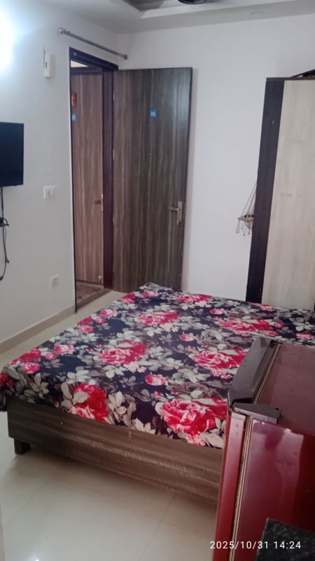 1 RkBuilder Floor For Rent in Minarch Tower
