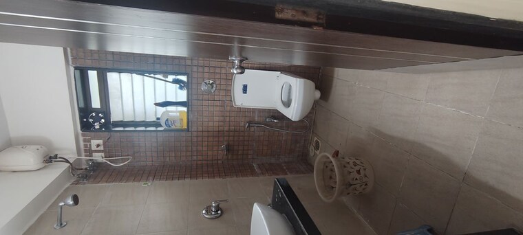 Bathroom, daya-shreeji-goregaon 2.5 Bedroom 830 Sq.Ft. Apartment In Goregaon East Mumbai 10014422