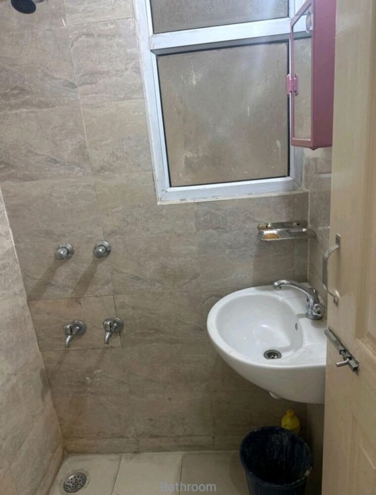 Bathroom, wave-dream-homes 1 Bedroom 578 Sq.Ft. Apartment In Wave City Ghaziabad 10014426
