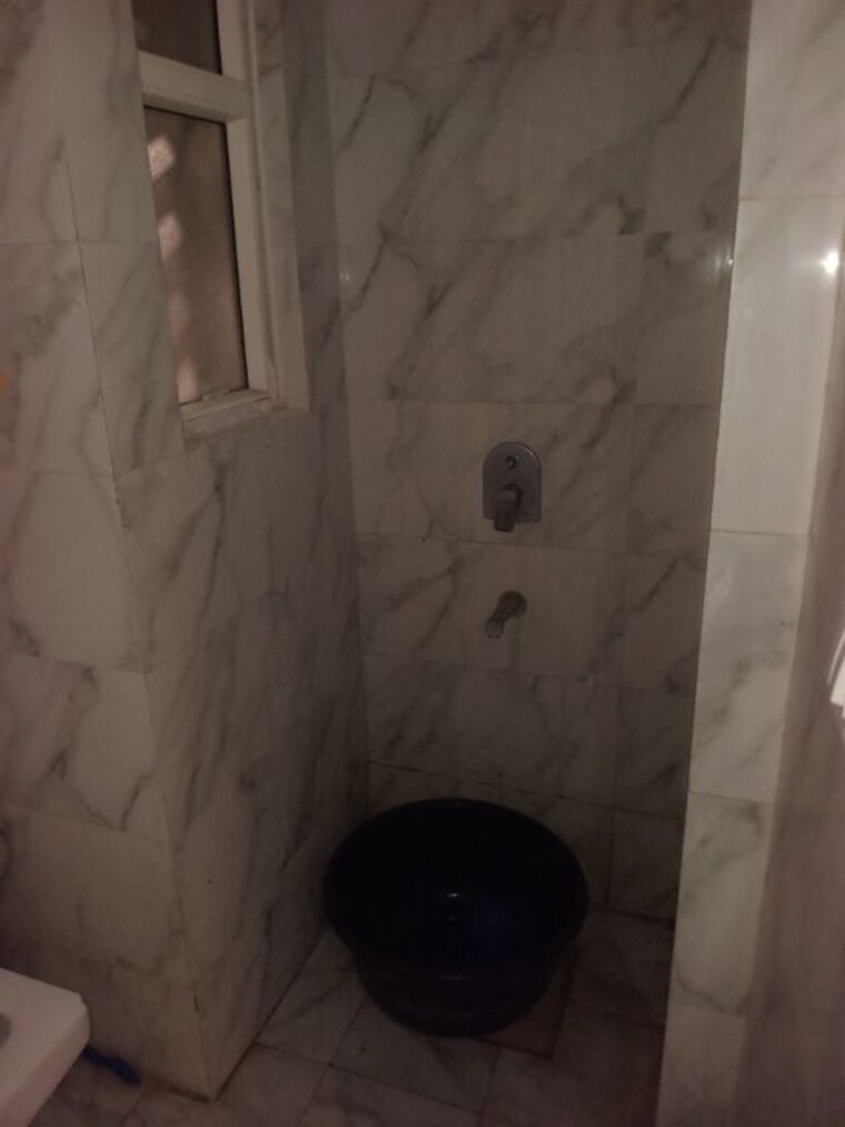 Bathroom, earthcon-beetle-suites Studio 393 Sq.Ft. Apartment In Chi V Greater Noida Greater Noida 10014430