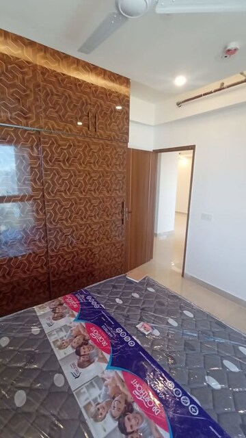 Bedroom in 2 BHK Apartment at Signature Global Prime, Sector 63a – for Rent