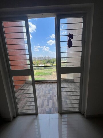 Room in 2 BHK Apartment at Arko Star Vista, Ravet – for Rent