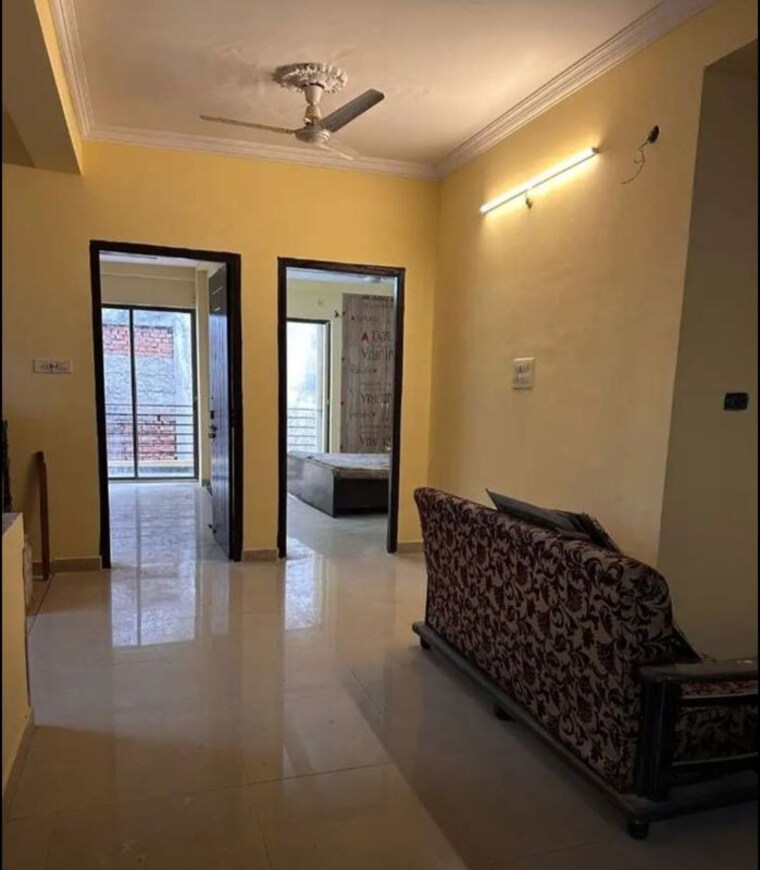 Living Room, hazratganj 3 Bedroom 1400 Sq.Ft. Apartment In Hazratganj Lucknow 10014491