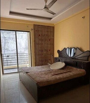 Living Room in 3 BHK Apartment at Hazratganj – for Rent