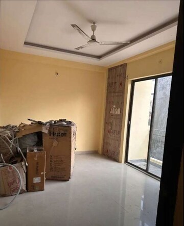 Living Room in 3 BHK Apartment at Hazratganj – for Rent