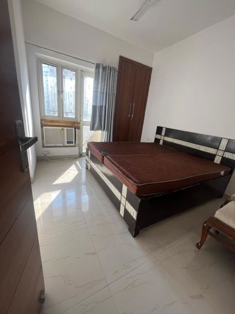 Bedroom, nimbus-the-golden-palm 2.5 Bedroom 1085 Sq.Ft. Apartment In Sector 168 Noida 10014500