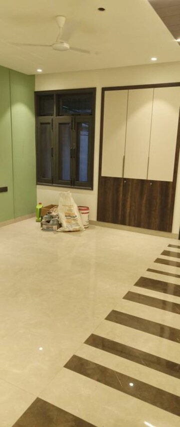 Living Room in 3 BHK Independent House at Greater Kailash ii – for Rent