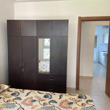 Room in 3 BHK Apartment at Bhartiya Nikoo Homes, Kannur – for Rent