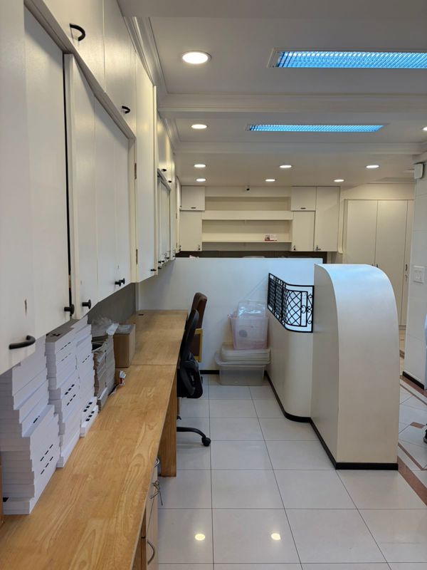 Office Space For Rent in Tulsiani Chambers