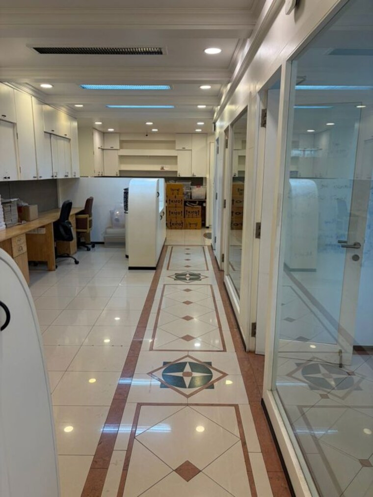 Team Area, tulsiani-chambers Commercial Office Space 1065 Sq.Ft. In Nariman Point Mumbai 10011043