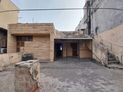 3.5 BHK + Pooja Room,Servant Room,Study Room,Extra Room Villa For Sale in Sector 15