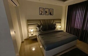 Living Room in 3 BHK Apartment at Hazratganj – for Rent