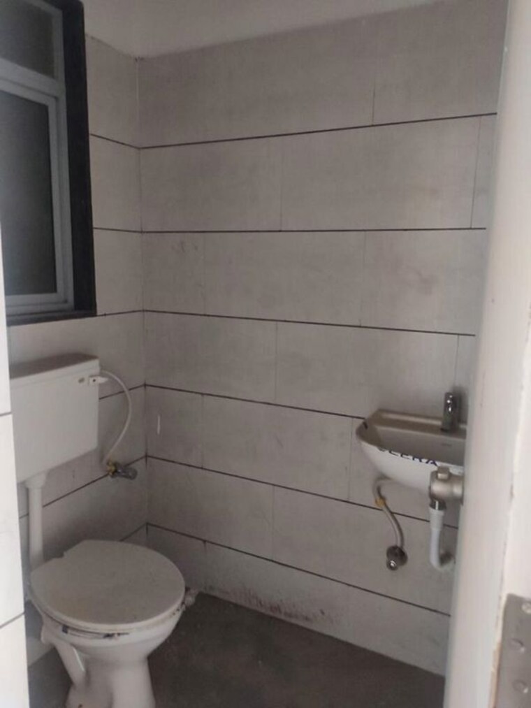 Bathroom, science city Commercial Office Space 706 Sq.Ft. In Science City Ahmedabad 10014631