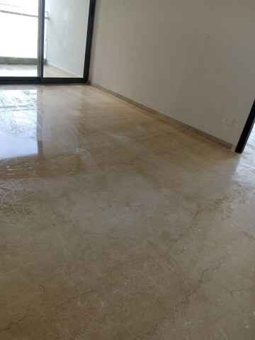 Room in 2 BHK Apartment at Orbit Tower, Ghatkopar East – for Rent