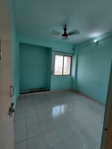 Room in 1 BHK Apartment at Vijay Park, Kasarvadavali – for Rent