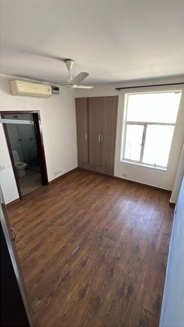 Room in 3 BHK Apartment at SS The Coralwood, Sector 84 – for Rent