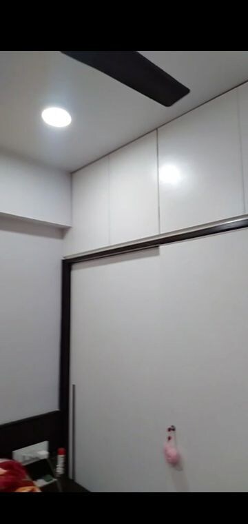 Room in 3 BHK Apartment at New Ranip – for Rent